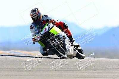 media/Jan-08-2022-SoCal Trackdays (Sat) [[1ec2777125]]/Turn 9 (125pm)/